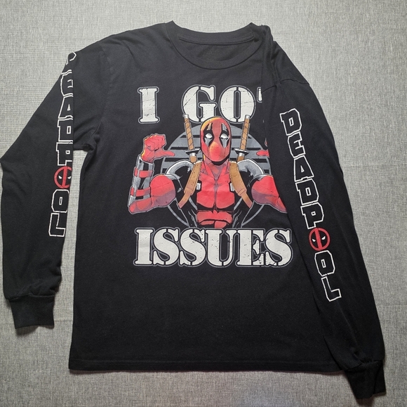 Marvel Deadpool Black and Red Long Sleeve Shirt Men's Size L - Picture 2 of 6